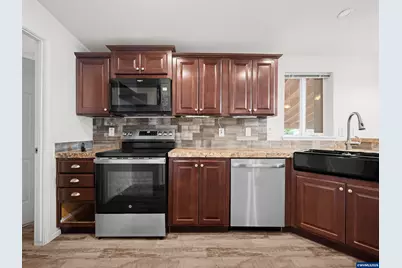 5266 Crystal St NE #233, Salem, OR 97305 - Photo 9