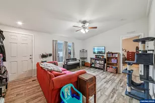 5266 Crystal St NE, Salem, OR 97305 - Photo 9