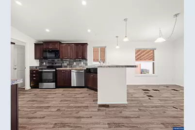5266 Crystal St NE #233, Salem, OR 97305 - Photo 11