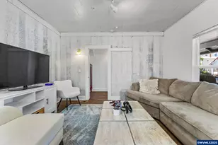 223 NW 15th St, Corvallis, OR 97330 - Photo 9