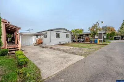 3370 Maple St #44, Hubbard, OR 97032 - Photo 5