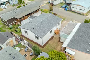 3370 Maple St, Hubbard, OR 97032 - Photo 27