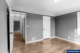 900 Cascade Dr NW, Salem, OR 97304 - Photo 17