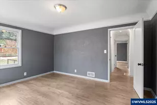 900 Cascade Dr NW, Salem, OR 97304 - Photo 17