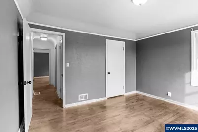 900 Cascade Dr NW, Salem, OR 97304 - Photo 21