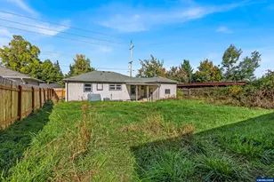 1610 Madrona Ave SE, Salem, OR 97302 - Photo 21