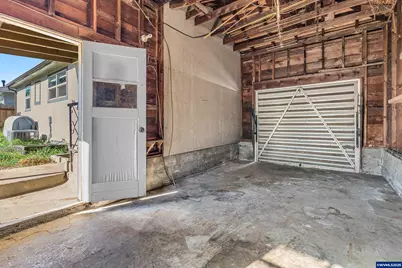 1610 Madrona Av SE, Salem, OR 97302 - Photo 19