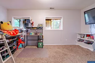 40189 Mt Hope Dr, Lebanon, OR 97355 - Photo 27