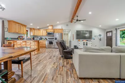 40189 Mount Hope Dr, Lebanon, OR 97355 - Photo 9