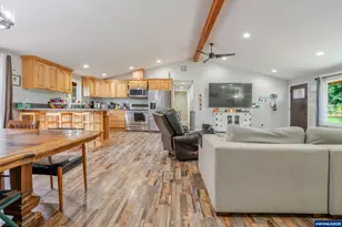 40189 Mt Hope Dr, Lebanon, OR 97355 - Photo 9