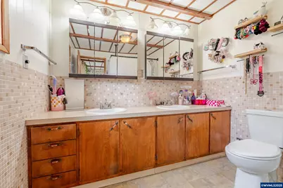 40189 Mount Hope Dr, Lebanon, OR 97355 - Photo 17