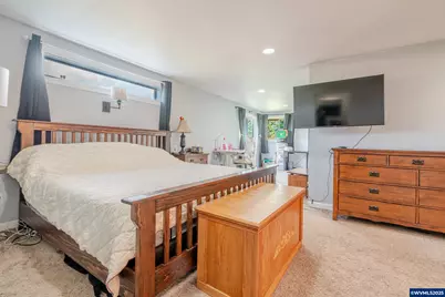 40189 Mount Hope Dr, Lebanon, OR 97355 - Photo 11