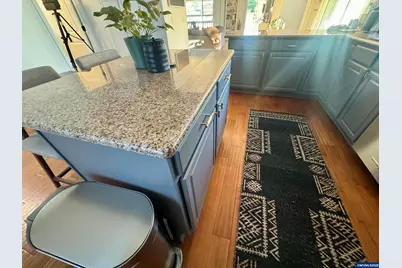 2554 Kitsap St NW, Salem, OR 97304 - Photo 11