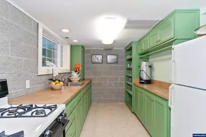 36313 Blueberry Dr, Lebanon, OR 97355 - Photo 29