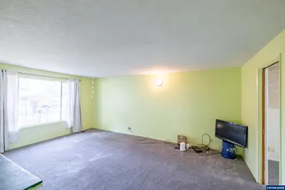 2175 Marion St SE, Albany, OR 97322 - Photo 3