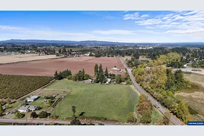 15895 Old Butteville Rd NE, Woodburn, OR 97071 - Photo 35