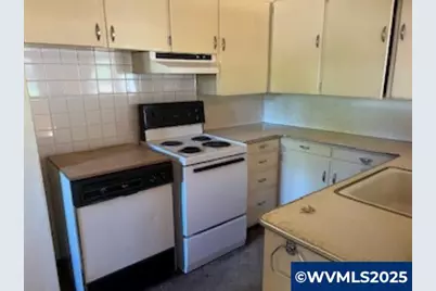 2105 SE 143 Av, Portland, OR 97233 - Photo 5