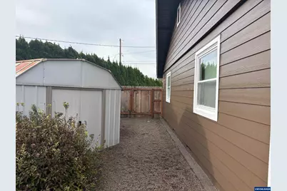 4554 19th Pl NE, Keizer, OR 97303 - Photo 37