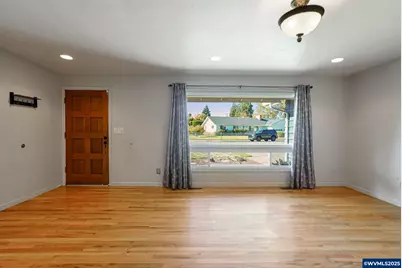 4554 19th Pl NE, Keizer, OR 97303 - Photo 7