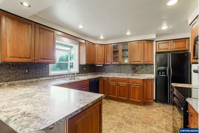 4554 19th Pl NE, Keizer, OR 97303 - Photo 11