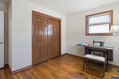 4196 Ward Dr NE, Salem, OR 97305 - Photo 25