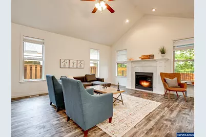 20800 Yosemite St NE, Aurora, OR 97002 - Photo 7