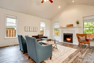 20800 Yosemite St NE, Aurora, OR 97002 - Photo 7