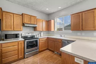 4199 Geranium Lp NE, Salem, OR 97305 - Photo 13