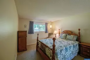 334 NE 13th Ave, Albany, OR 97321 - Photo 21