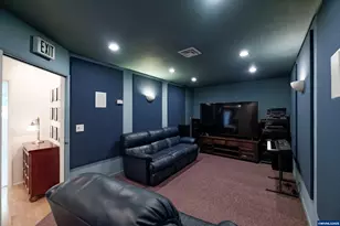 334 13th Av NE, Albany, OR 97321 - Photo 9