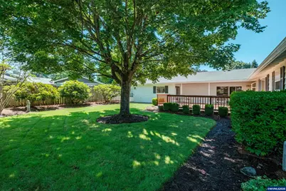 334 NE 13th Av, Albany, OR 97321 - Photo 3