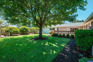 334 NE 13th Ave, Albany, OR 97321 - Photo 3