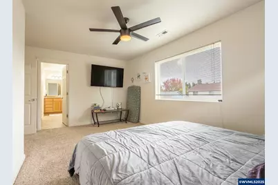 621 Jasmine Cir, Independence, OR 97351 - Photo 17
