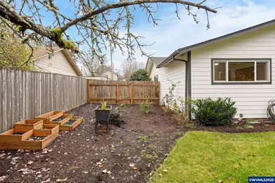 4120 NE Laurel Dr, Corvallis, OR 97330 - Photo 31