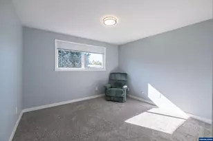 3897 Glenwood Lp SE, Salem, OR 97317 - Photo 19