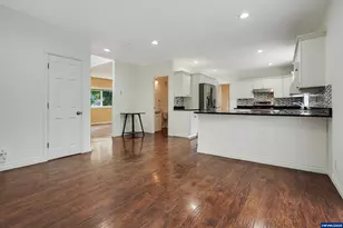 251 Fairview St, Silverton, OR 97381 - Photo 17