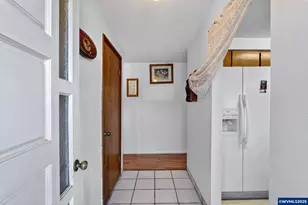 3218 West Pl, Hubbard, OR 97032 - Photo 11