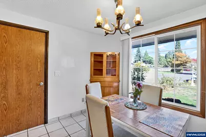 3218 West Pl, Hubbard, OR 97032 - Photo 19