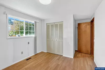 3218 West Pl, Hubbard, OR 97032 - Photo 15