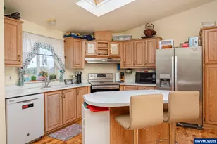 2957 W 10th St, The Dalles, OR 97058 - Photo 13