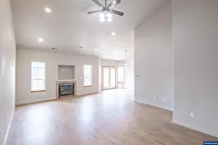 740 SE Alicia St, Sheridan, OR 97378 - Photo 9