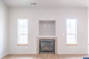 740 SE Alicia St, Sheridan, OR 97378 - Photo 11