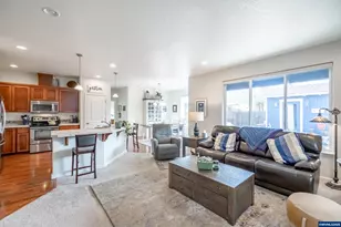 540 Lavender St, Silverton, OR 97381 - Photo 13