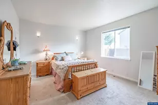 540 Lavender St, Silverton, OR 97381 - Photo 25