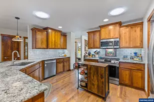 1894 Talbot Rd SE, Jefferson, OR 97352 - Photo 17