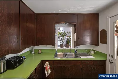 345 14th Av SE, Albany, OR 97322 - Photo 9