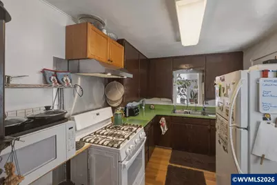 345 14th Av SE, Albany, OR 97322 - Photo 9