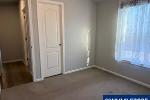 16901 SE Division St, Portland, OR 97217 - Photo 15