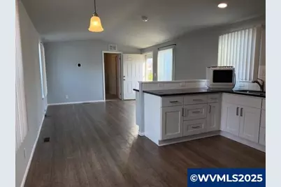 16901 SE Division St #43, Portland, OR 97217 - Photo 5