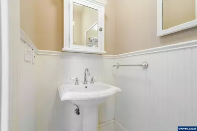 10478 Crosby Rd NE, Woodburn, OR 97071 - Photo 21